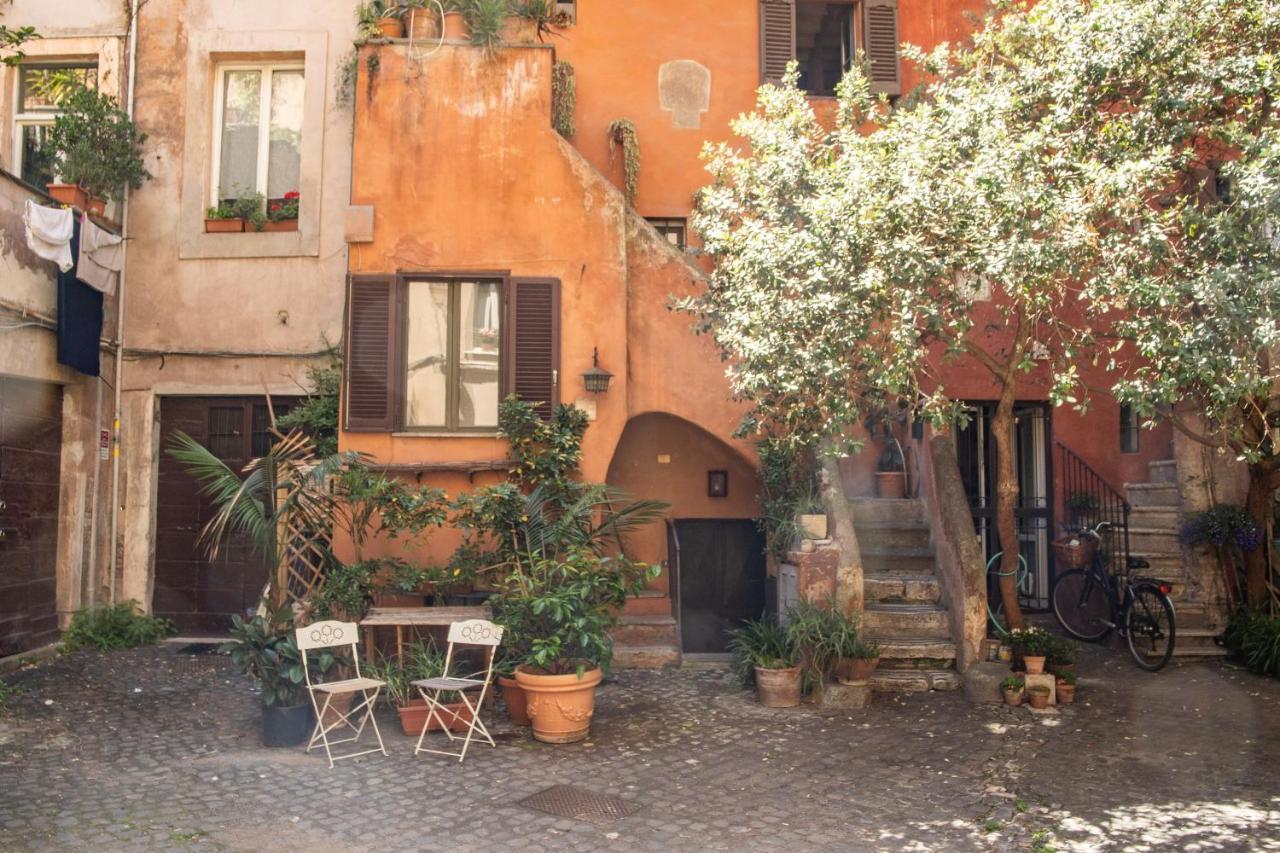 The Red House At Arco Degli Acetari Roma Exterior foto