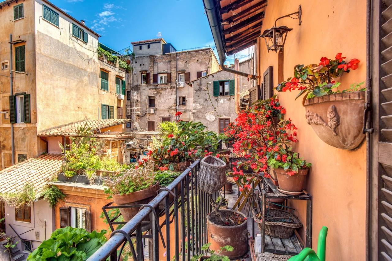 The Red House At Arco Degli Acetari Roma Exterior foto